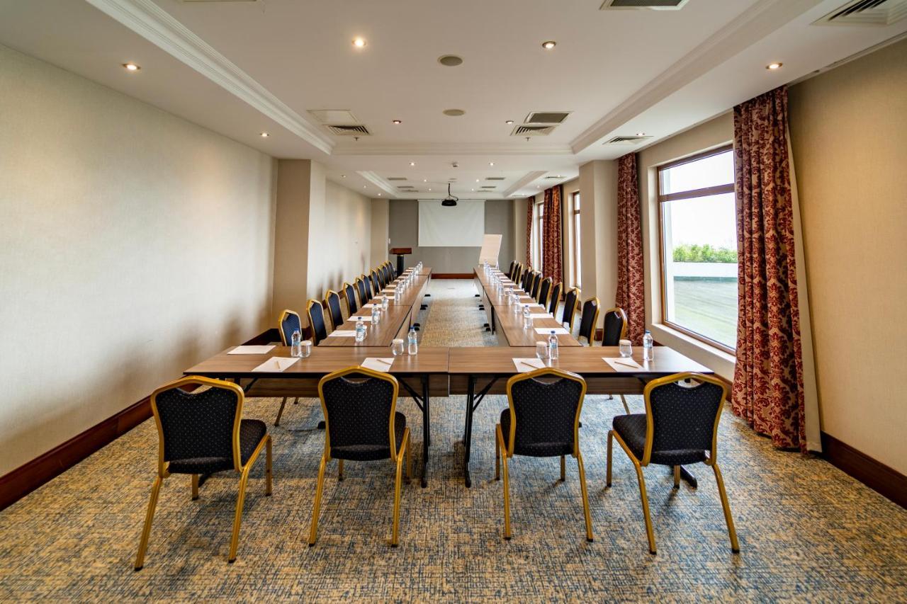 Wellborn Luxury Hotel Kocaeli Bagian luar foto